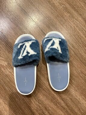 Authentic Louis Vuitton Faux fur mules & clogs